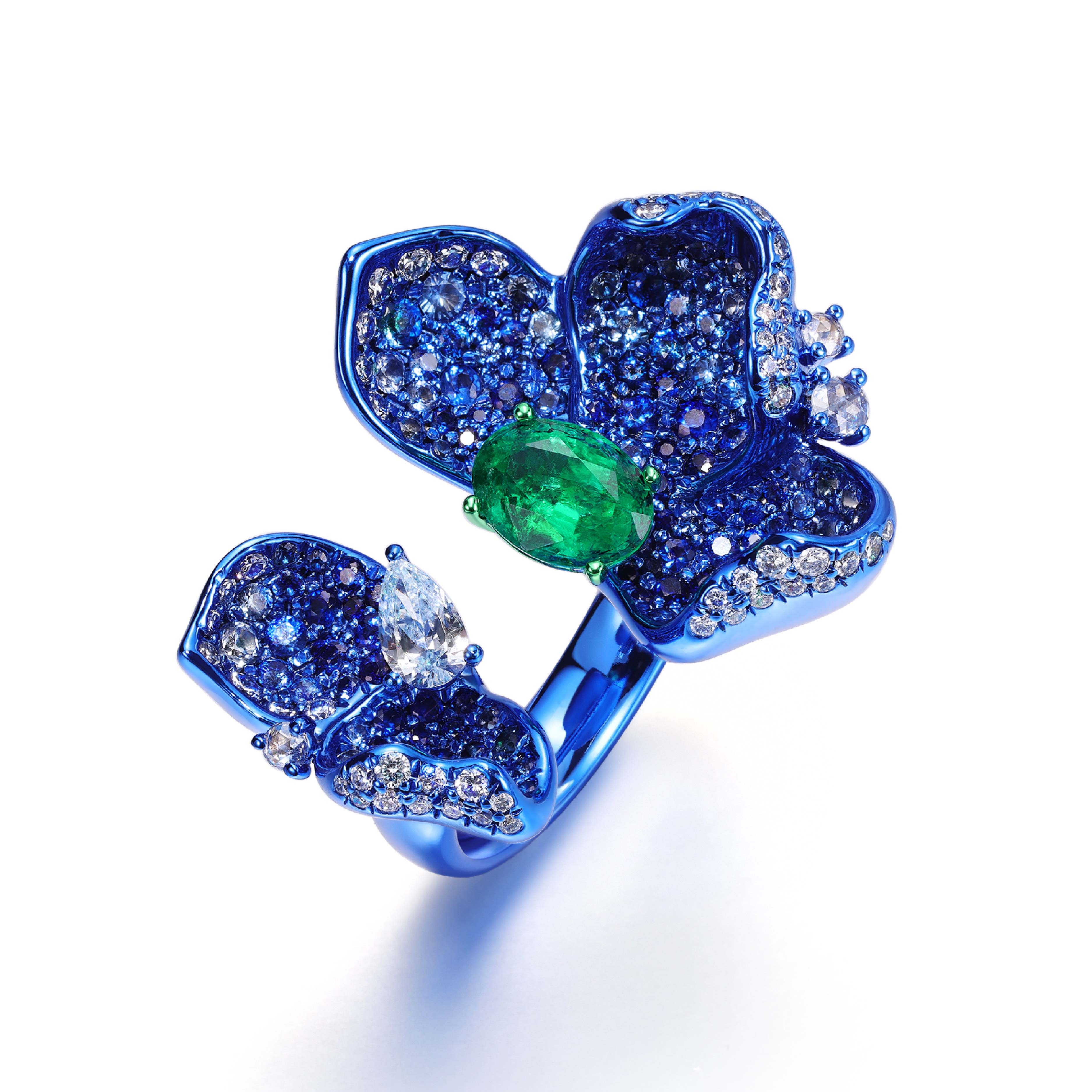 Garden Collection Ring Sapphire Emerald 18K