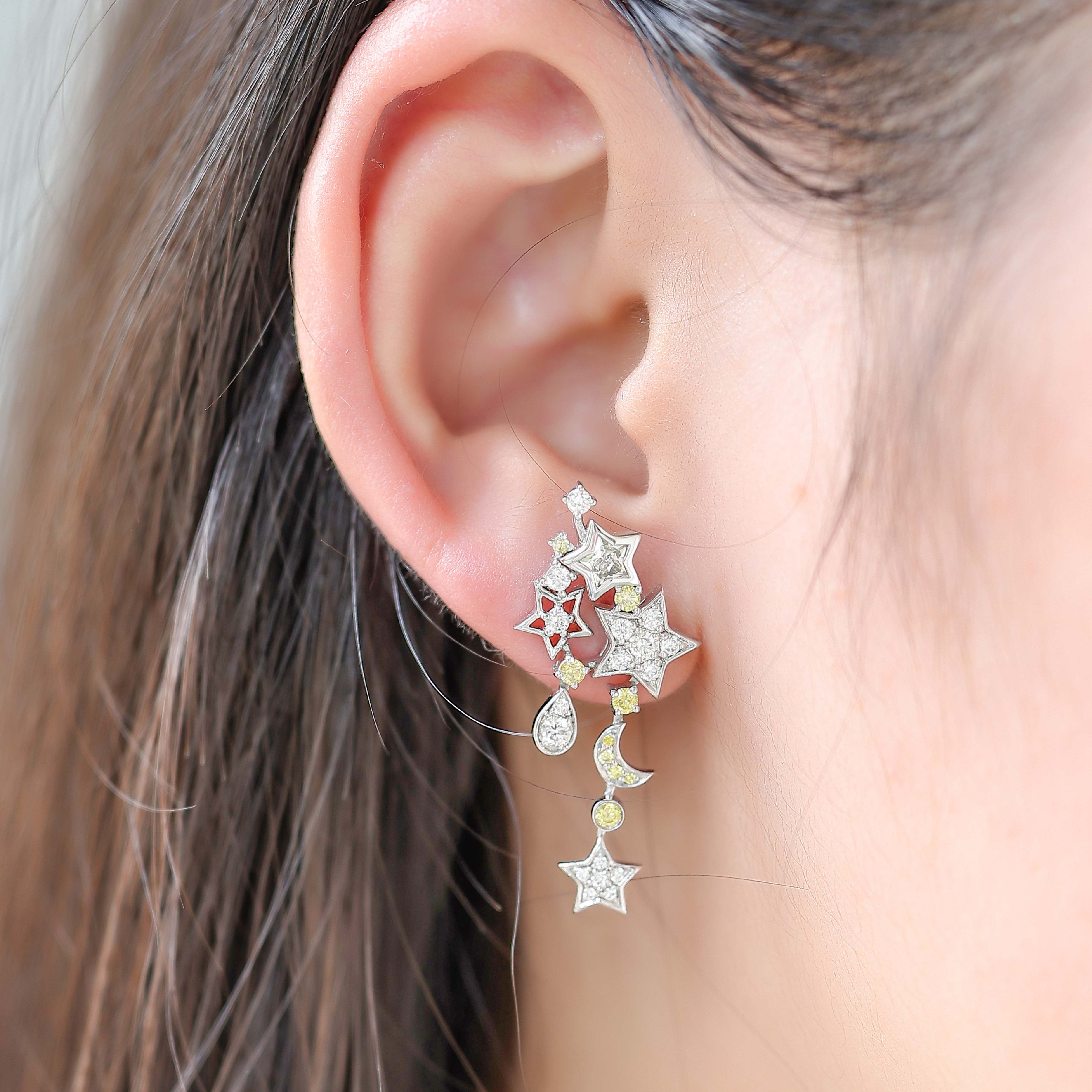 Luminous Cosmos Collection Earring Diamond 18K