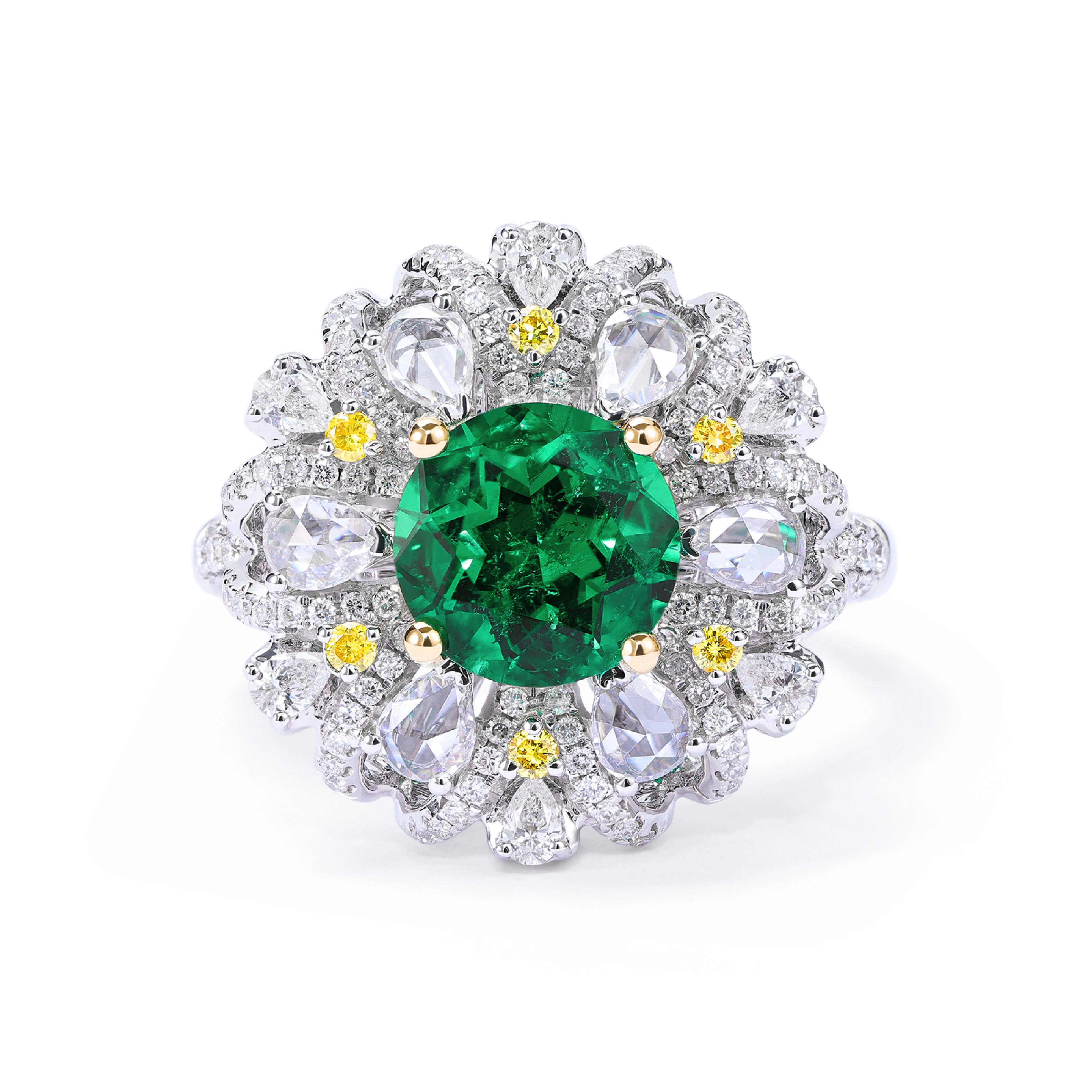 Natural Journey Collection Ring Emerald 18K