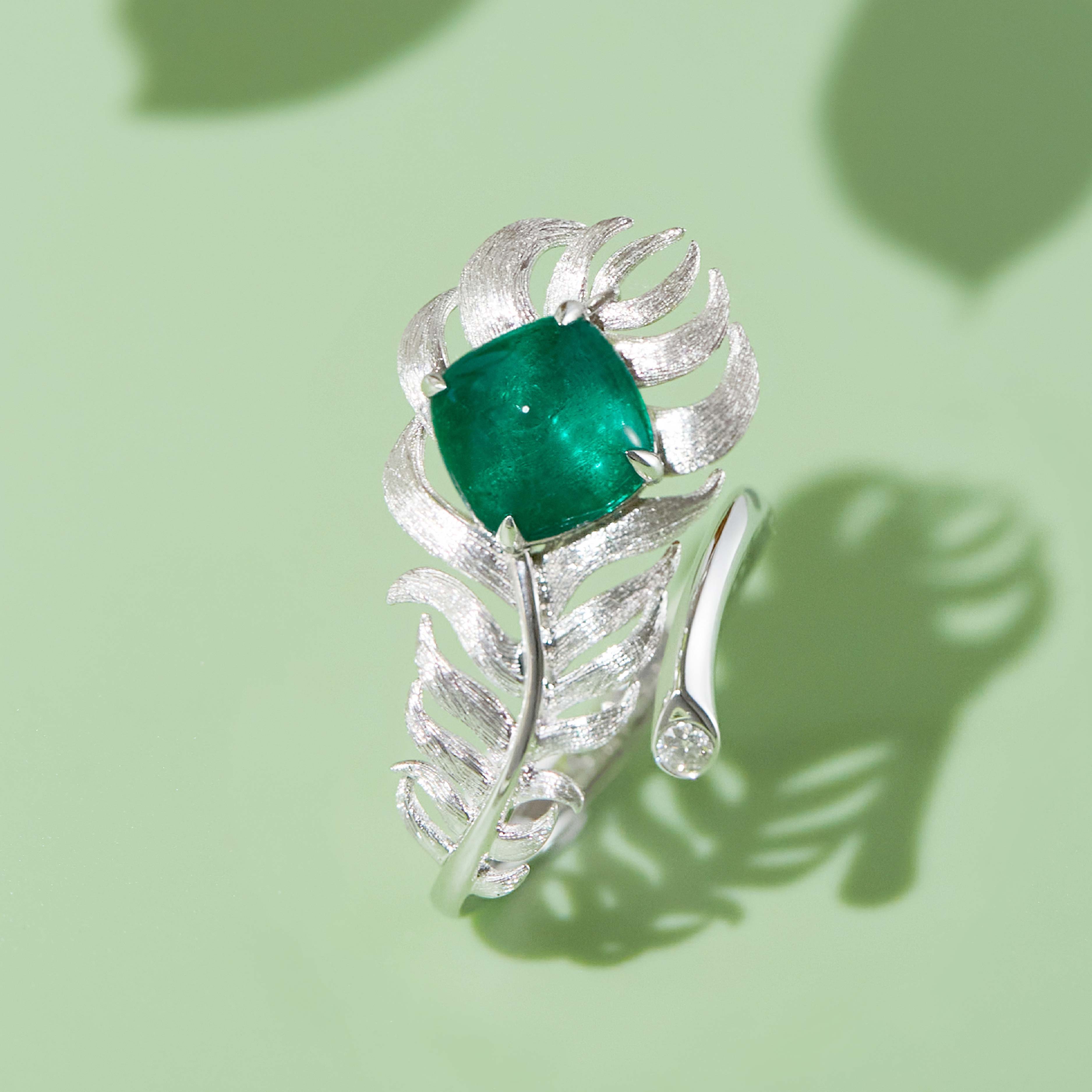 Natural Journey Collection Ring Emerald 18K