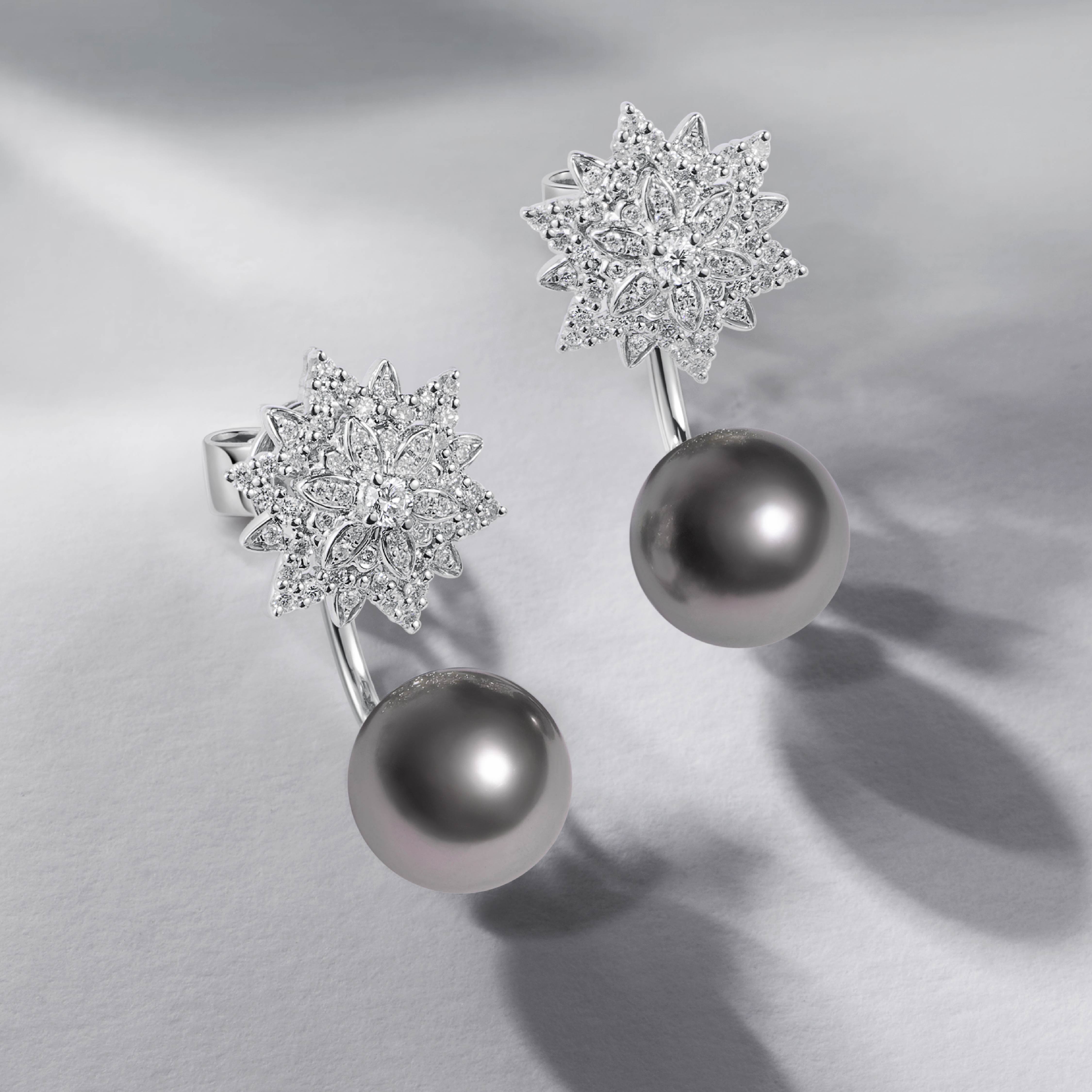 Snowy Serenity Collection Earring Pearl 18K