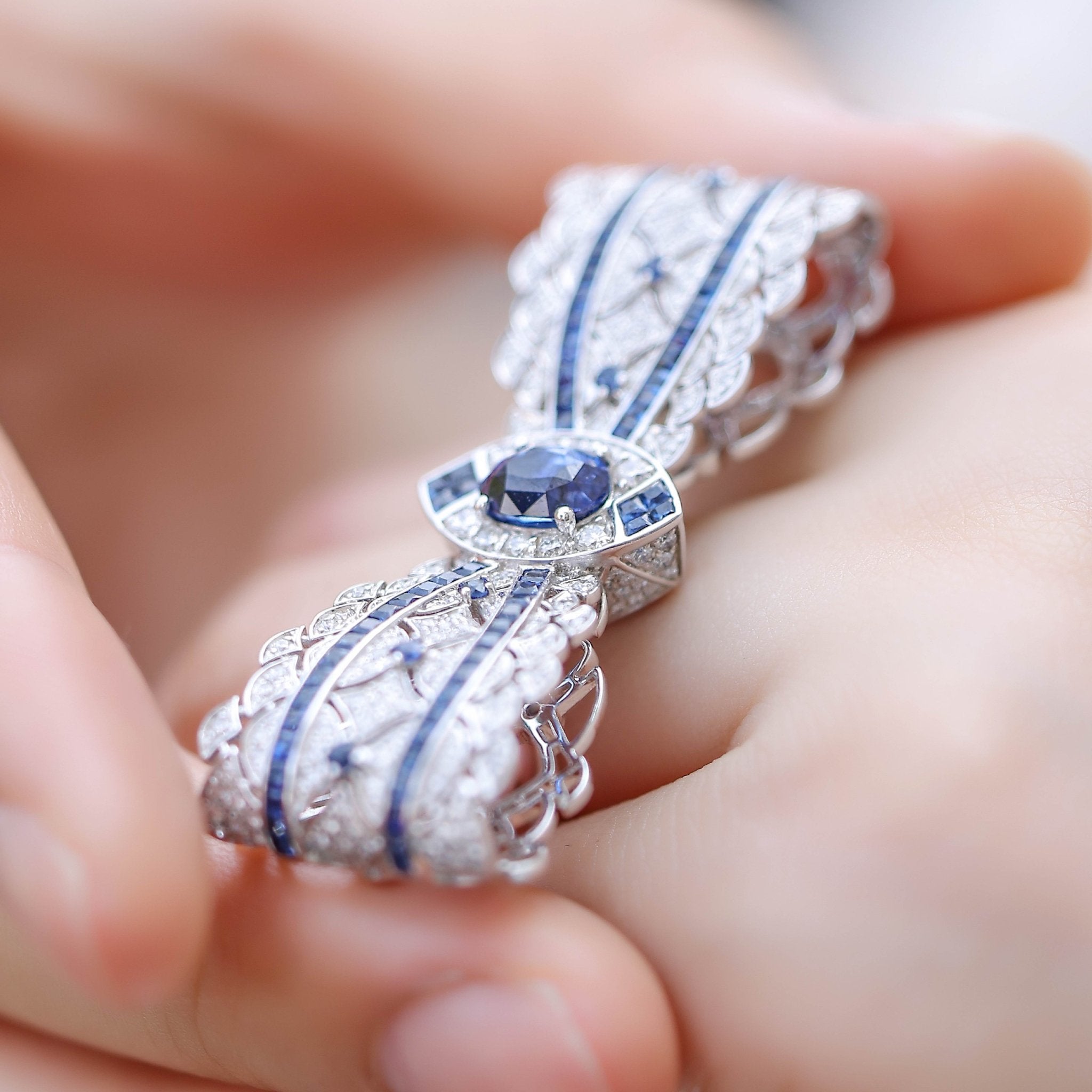 Deco Revival Collection Ring Sapphire 18K - Twinkle Moon Jewelery